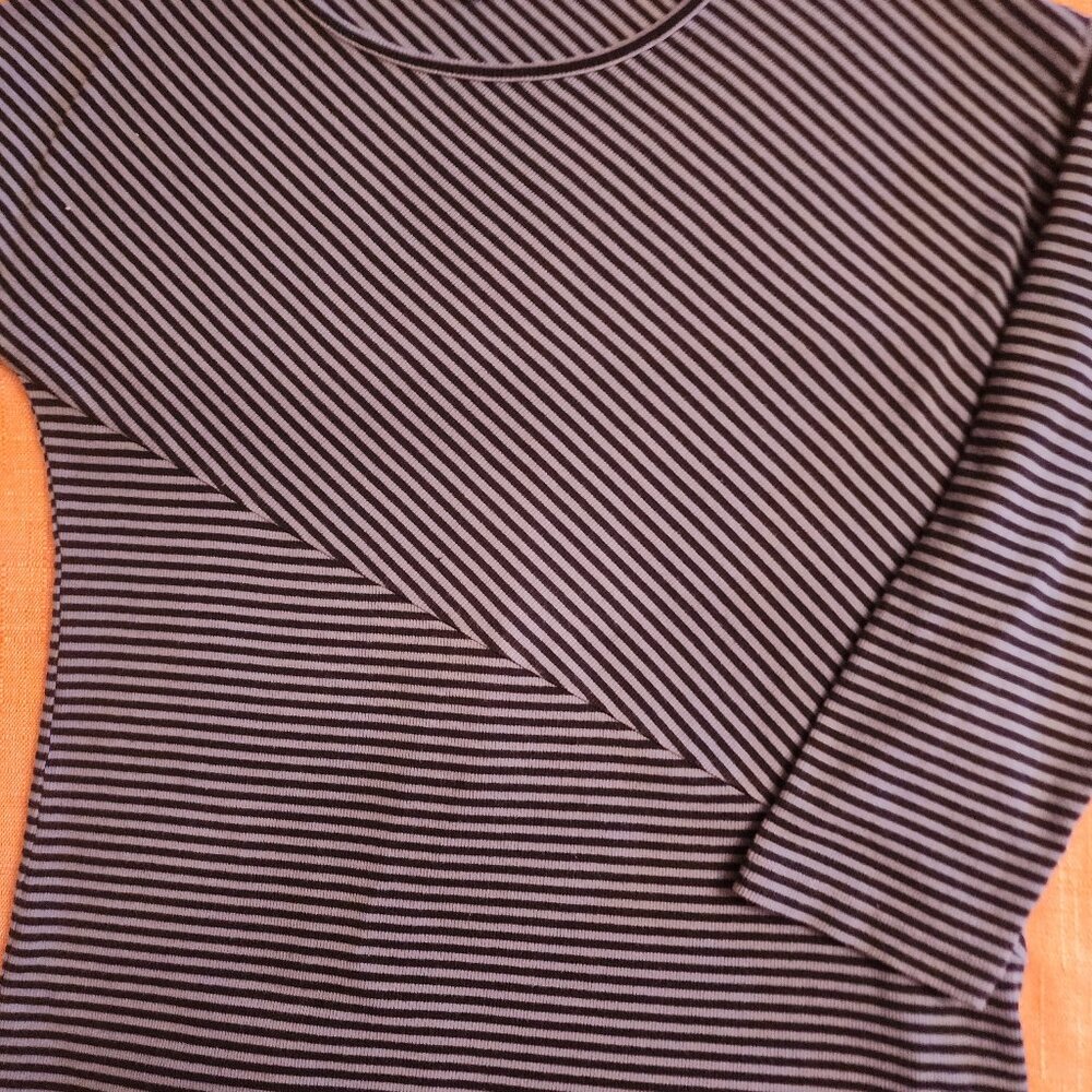 TALBOTS T COTTON/SPANDEX LS TOP-NAVY AND MEDIUM BLUE